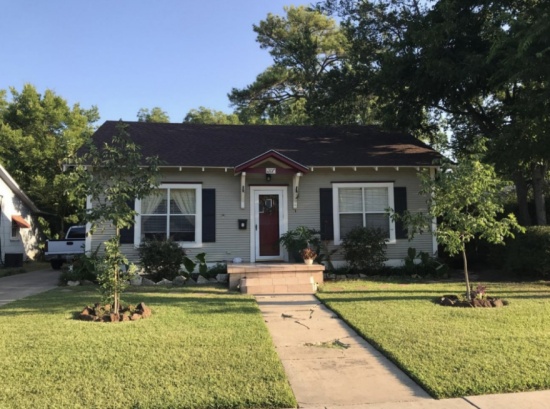 1107 Panhandle Street- J.W. and Ola Mae Wallace House - West Denton ...