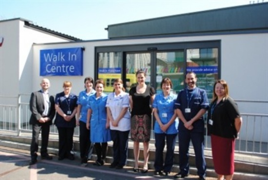 Tour Health and crisis services in Central Manchester Walking