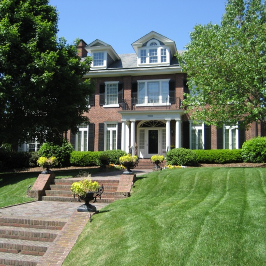 BROADHURSTMEYERCURRAN HOUSE, 200 Fisher Park Circle Fisher Park