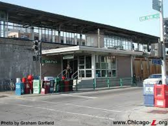 Oak Park and South Blvd: Green Line Oak Park Station