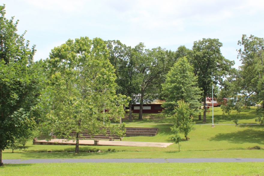 Pulaski County USA Walking and Hiking Trails - Photo By: Shady Dell Park