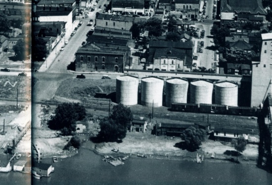Pekin Riverfront Park - Photo By: Riverfront circa 1950