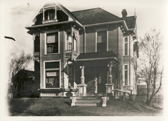 8 Margaret Street - Walking Waterdown's History - PocketSights